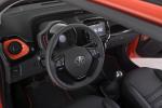 Toyota Aygo x-cite 5-Door 2015 года